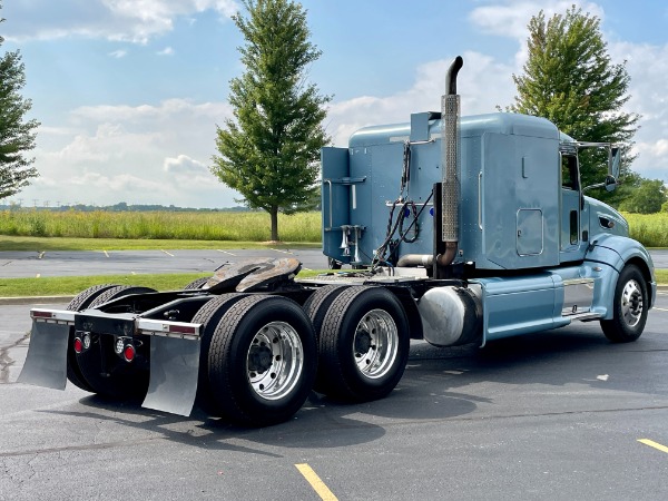Used 2014 Peterbilt 386 Sleeper - Paccar MX-13 - 475 Horsepower - 10 Speed Manual for sale Sold at Chicago Motor Cars in West Chicago IL 60185 6
