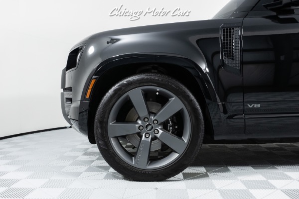 Used 2023 Land Rover Defender 110 supercharged v8 engine only 1000 miles!! for sale Sold at Chicago Motor Cars in West Chicago IL 60185 3