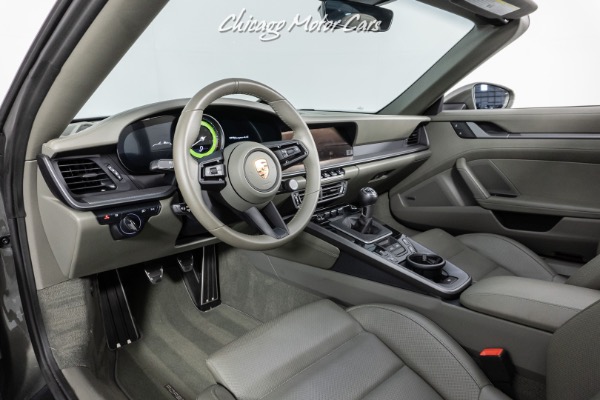 Used-2022-Porsche-911-Targa-4S-PREMIUM-PACKAGE-AGAVE-GREEN-INTERIOR-LOADED