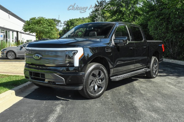 Used 2022 Ford F-150 Lightning Lariat Pickup ONLY 30 Miles! Extended Range! 4X4 Tow Pkg! for sale Sold at Chicago Motor Cars in West Chicago IL 60185 2