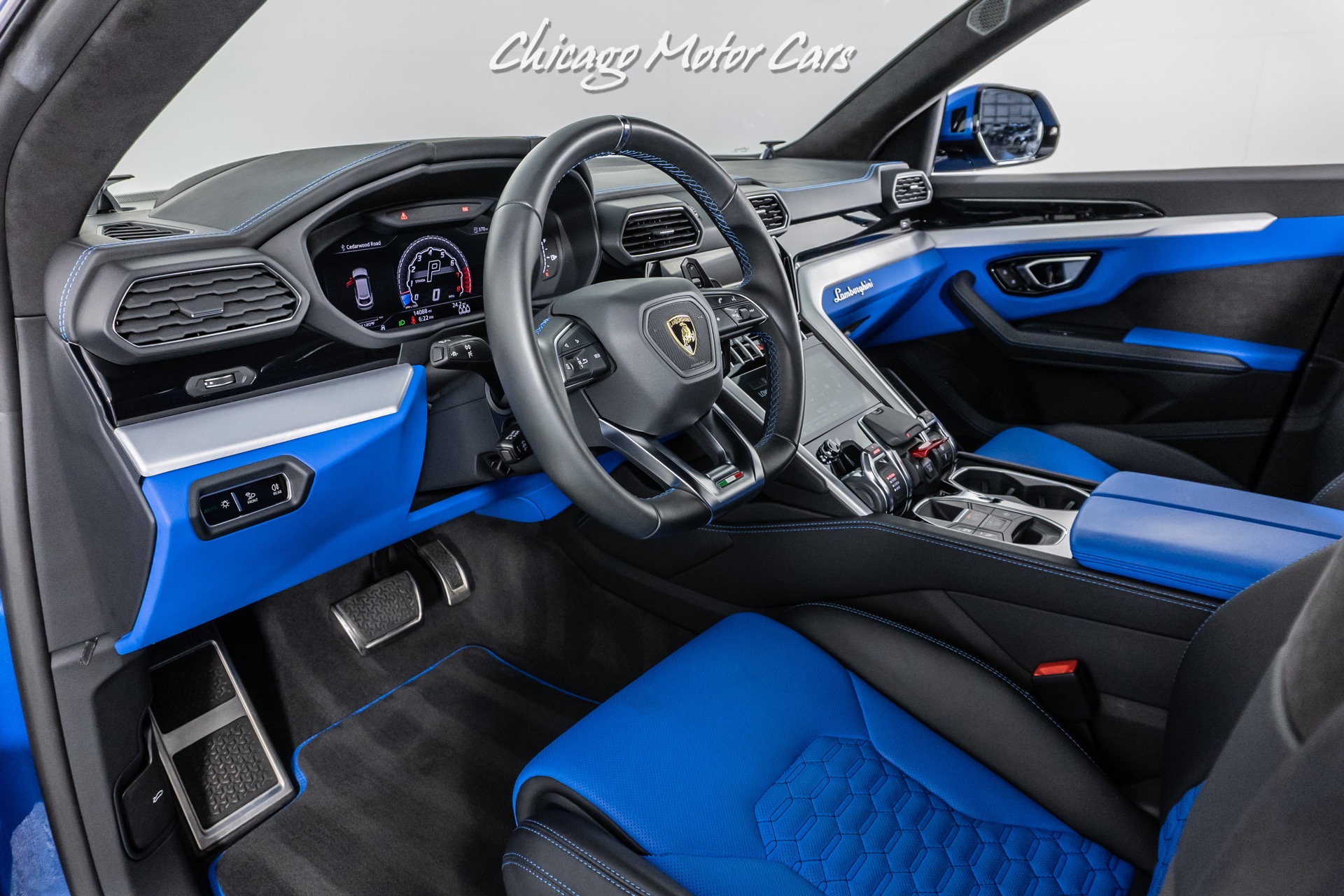 Used-2021-Lamborghini-Urus-Rare-spec-One-owner-Ad-personam-Blu-Eleos-over-Blu-Amon-Loaded