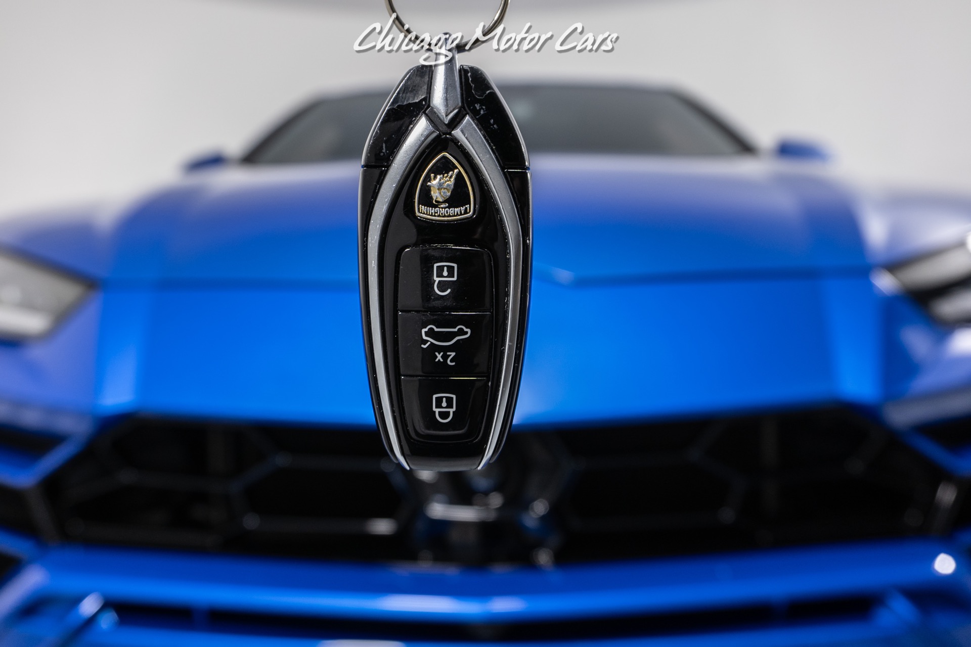 Used-2021-Lamborghini-Urus-Rare-spec-One-owner-Ad-personam-Blu-Eleos-over-Blu-Amon-Loaded
