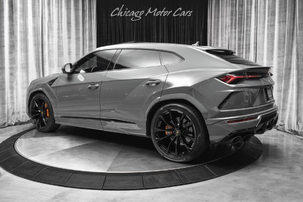 Used 2022 Lamborghini Urus SUV LOADED! HOT Color Combo! B&O 3D Audio! 1K Miles! for sale Sold at Chicago Motor Cars in West Chicago IL 60185 3
