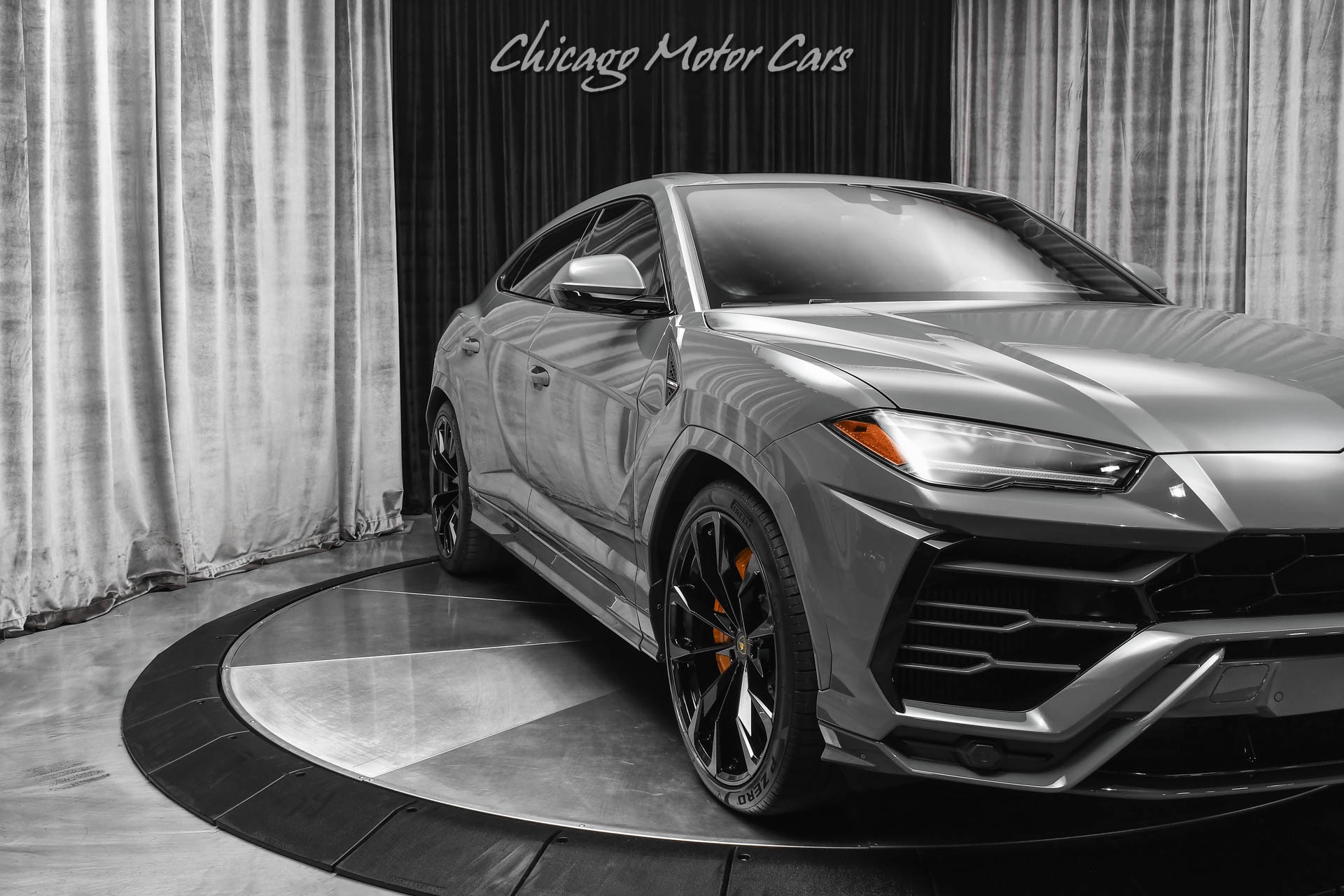 Used-2022-Lamborghini-Urus-SUV-LOADED-HOT-Color-Combo-B-O-3D-Audio-1K-Miles