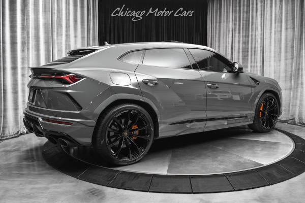 Used 2022 Lamborghini Urus SUV LOADED! HOT Color Combo! B&O 3D Audio! 1K Miles! for sale Sold at Chicago Motor Cars in West Chicago IL 60185 5