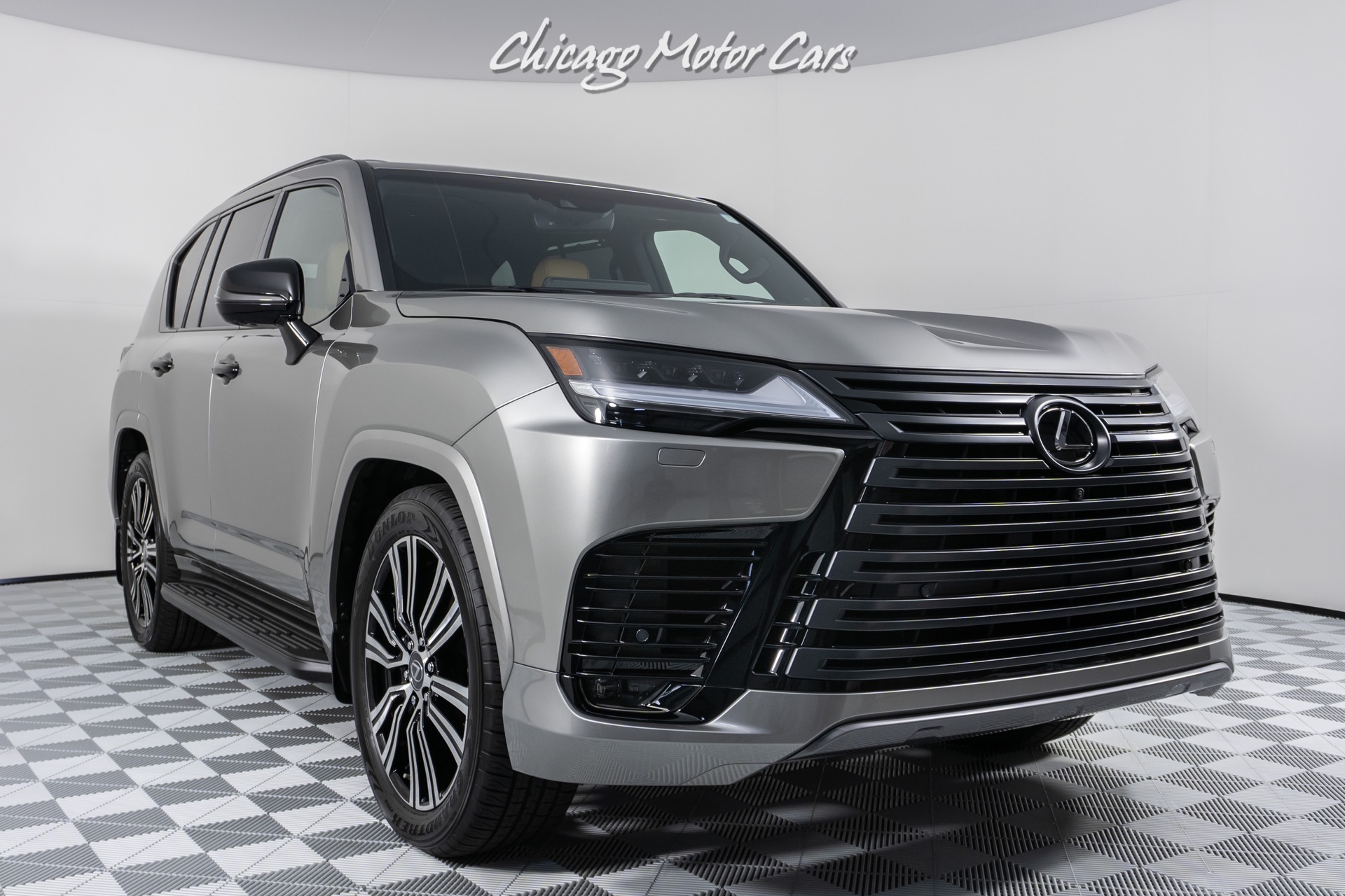 Used-2022-Lexus-LX600-Luxury-ONLY-17-MILES-REAR-SEAT-ENTERTAINMENT-NEW-DESIGN-FOR-2022