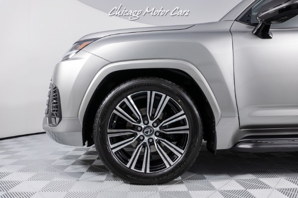 Used 2022 Lexus LX600 Luxury ONLY 17 MILES REAR SEAT ENTERTAINMENT! NEW DESIGN FOR 2022!! for sale Sold at Chicago Motor Cars in West Chicago IL 60185 3
