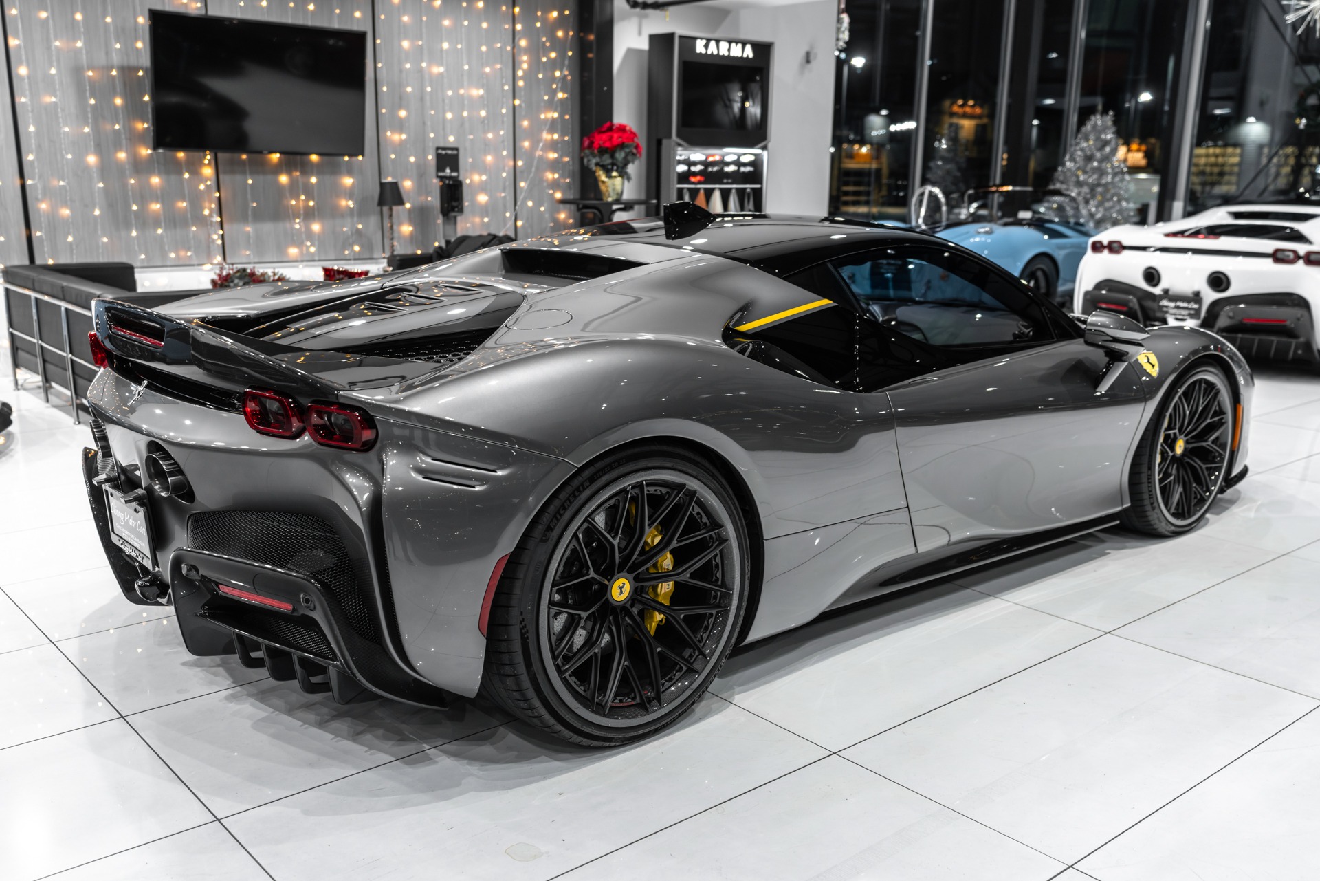 Used-2021-Ferrari-SF90-Stradale-Coupe-Assetto-Fiorano-Package-Original-MSRP-775k-TONS-of-Carbon-Fiber