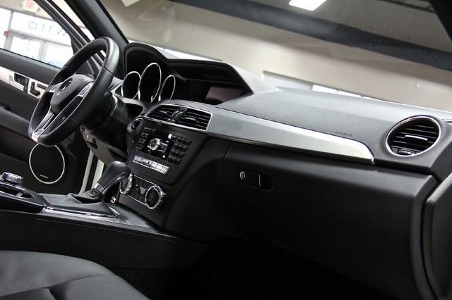 New-2012-Mercedes-Benz-C300-Sport-4-Matic