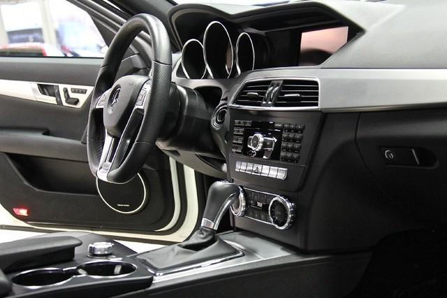 New-2012-Mercedes-Benz-C300-Sport-4-Matic