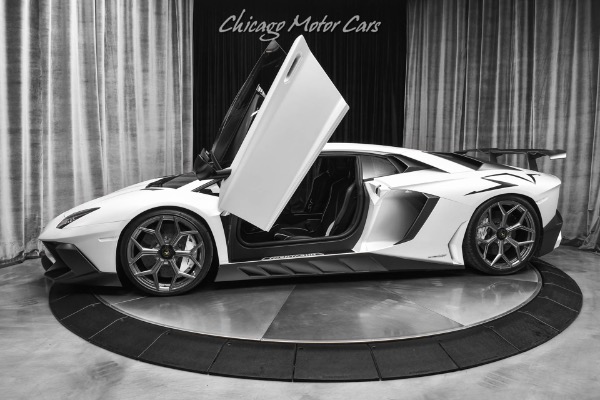 Used 2016 Lamborghini Aventador LP750-4 SV Coupe Factory Matte White Full PPF Novitec Upgrades! for sale Sold at Chicago Motor Cars in West Chicago IL 60185 1